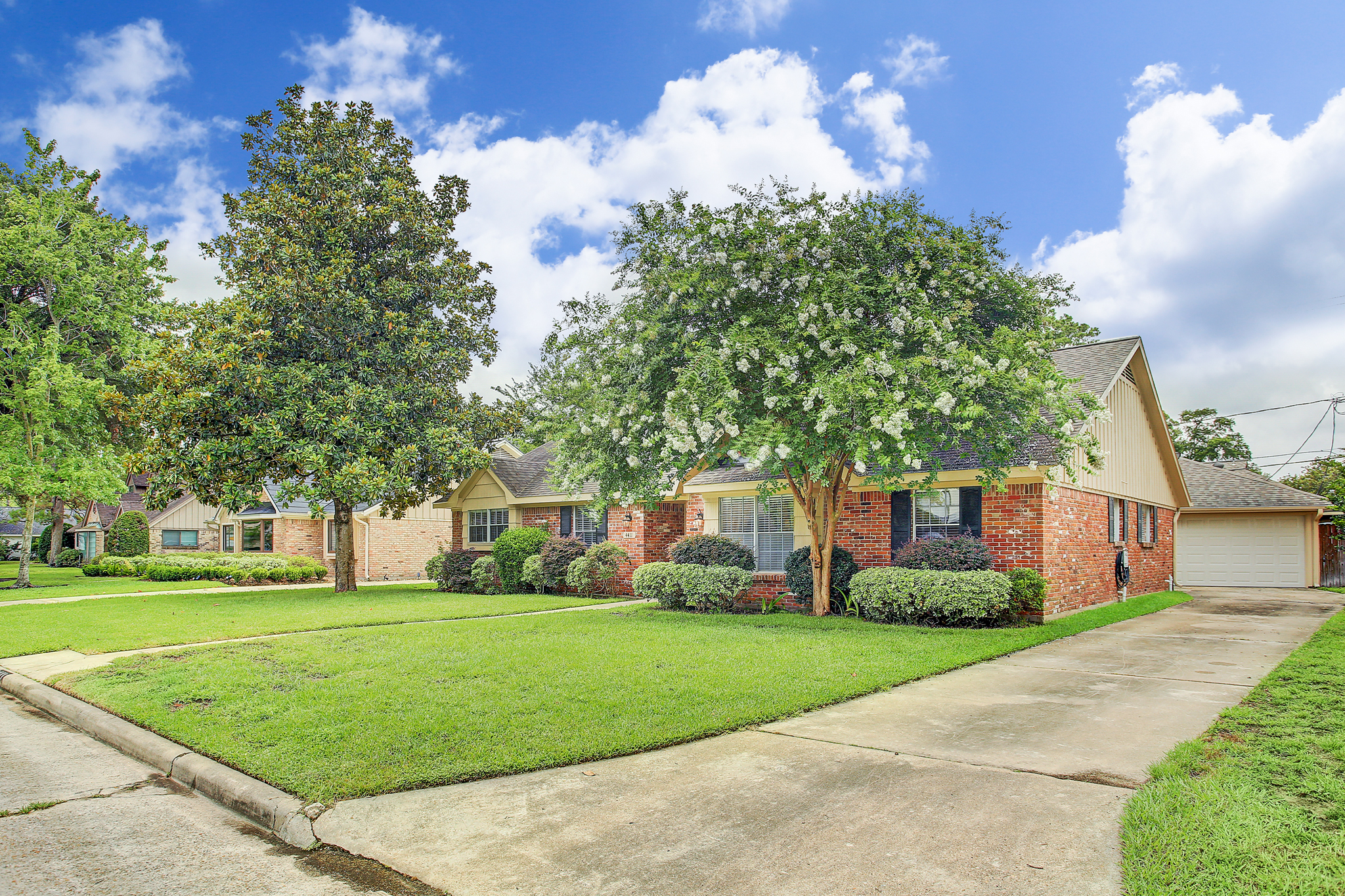 4411 Deer Lodge Drive Thumbnail TK Images