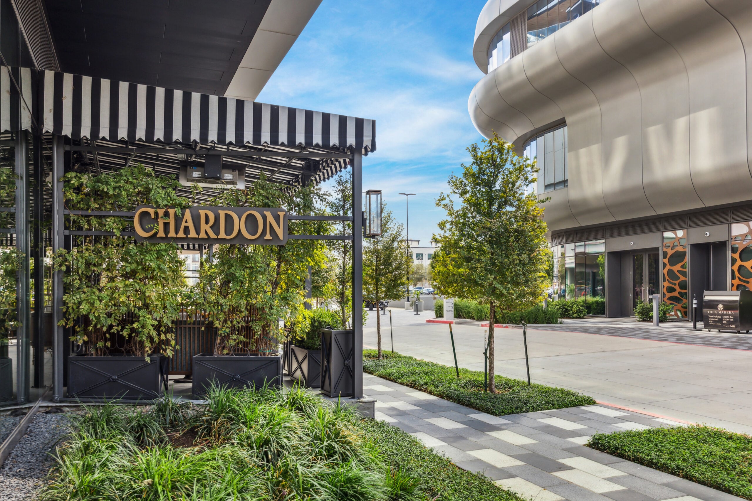 professional photography of a commercial office building and modern lobby space in Texas